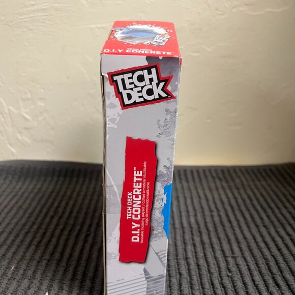 Brand New TECH DECK DIY Concrete Reusable Modeling Playset. - Picture 5 of 5